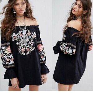 Free People Fleur Du Jour embroidered Black Off-Shoulder mini Sundress Sz m